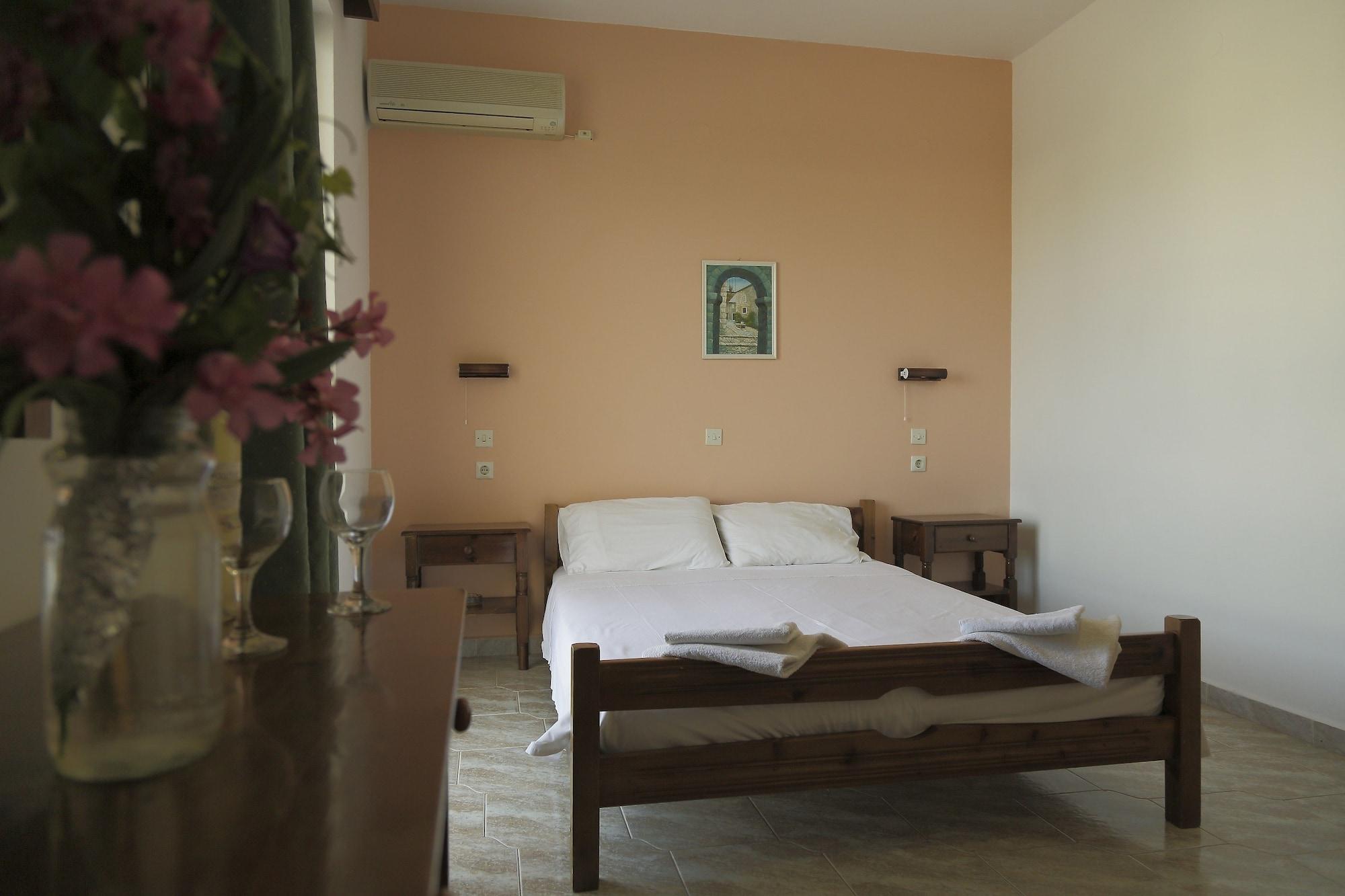 Anagros Hotel อาร์คานเยโลส ภายนอก รูปภาพ