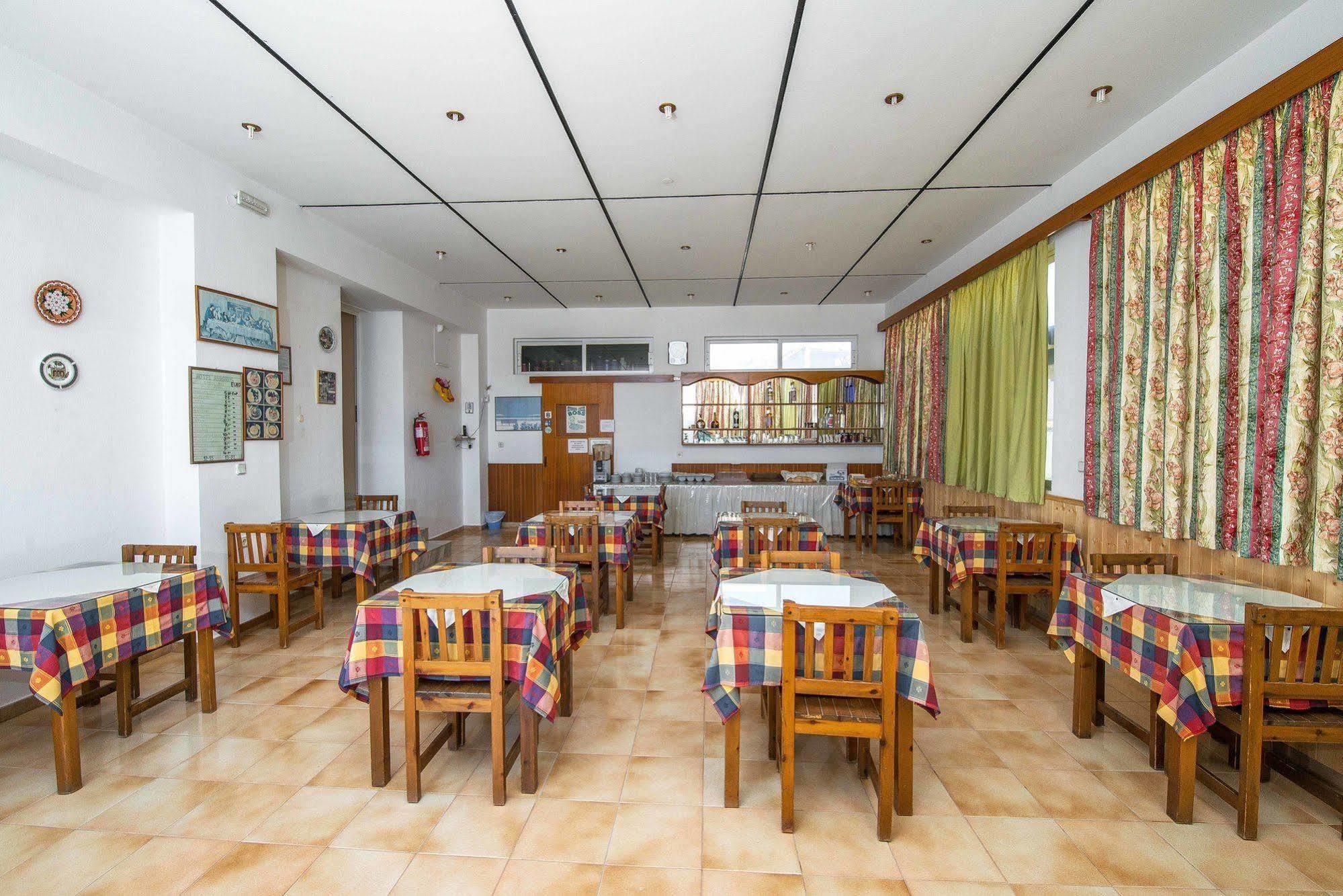 Anagros Hotel อาร์คานเยโลส ภายนอก รูปภาพ